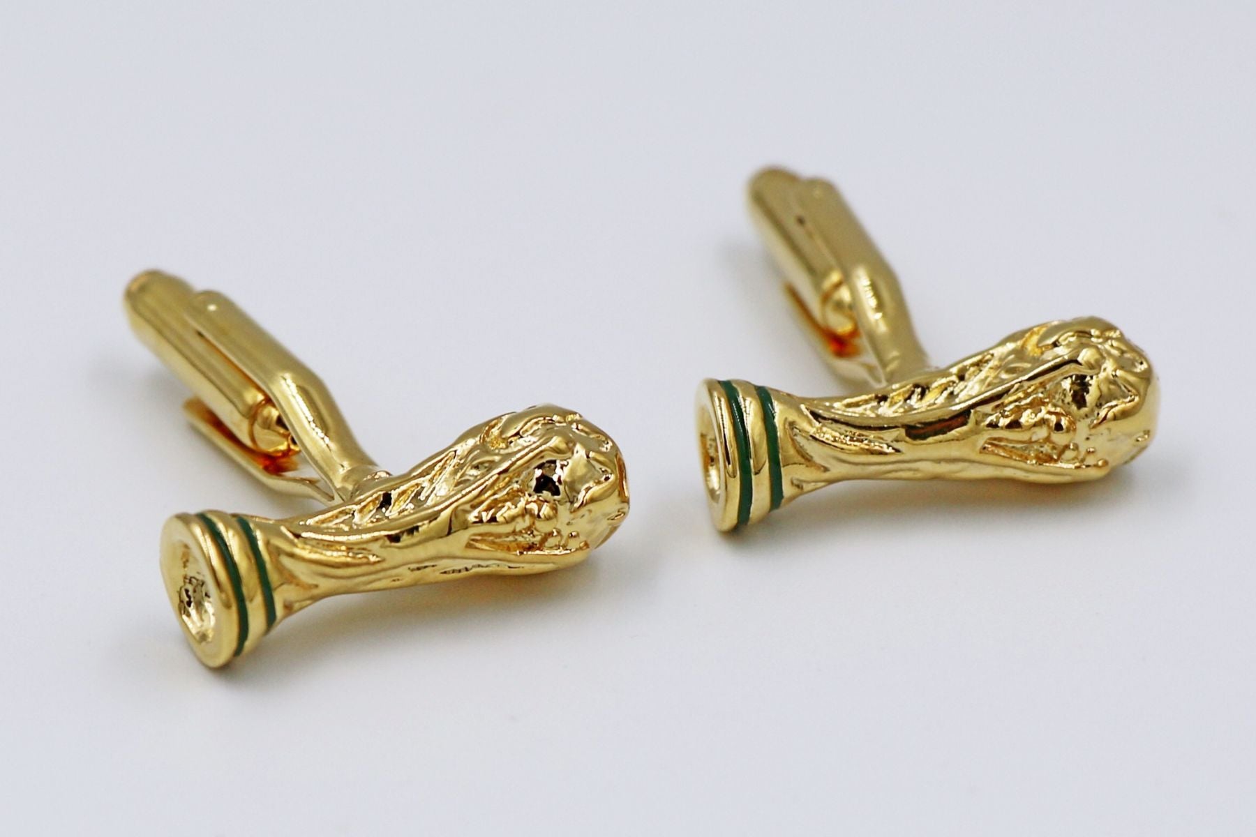 Choosing Cufflinks for Your Groomsmen
